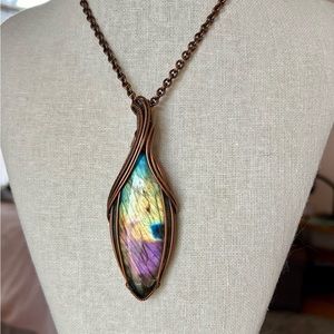 Spectacular Labradorite and Copper Weave Pendant